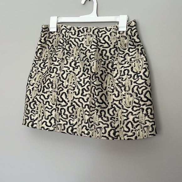 Textured Gold Mini - Picture 2 of 5